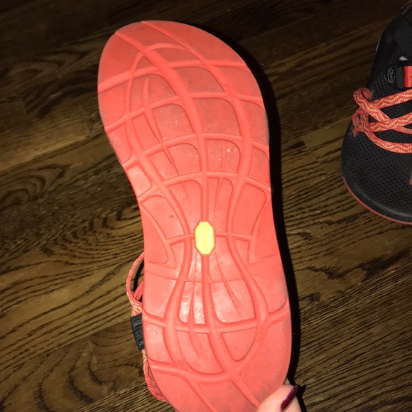 ‼️PRICE DROP‼️Chevron Double Toe Strap CHACOS W 10 - Picture 3 of 7